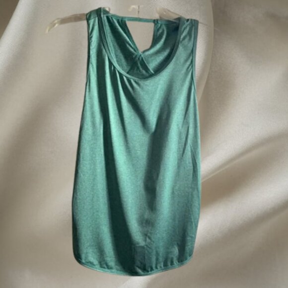 Tops - Green Athletic/Athleisure Top